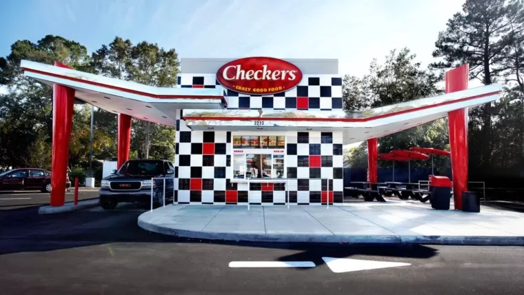 Coming in hot: Checkers apple pie gave woman first-degree burns in mouth, lawsuit claims